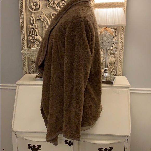 Cute Teddy/Cozy Cardigan - Picture 4 of 11